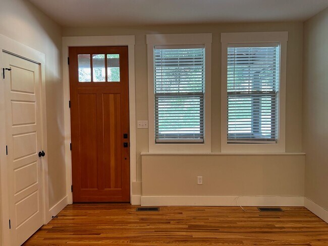 Building Photo - North AVL - Green Built Custom Home, Conve...