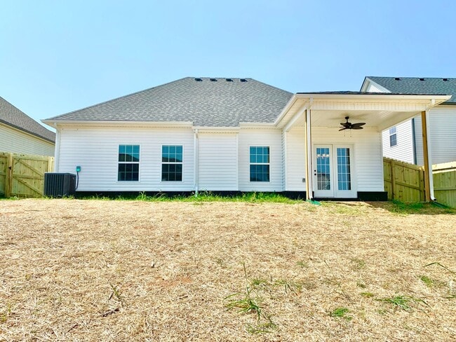 Building Photo - 413 Ayden Ln