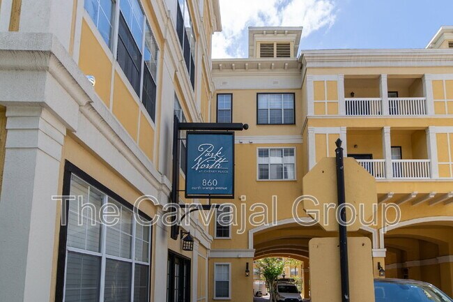 Building Photo - 860 N Orange Ave