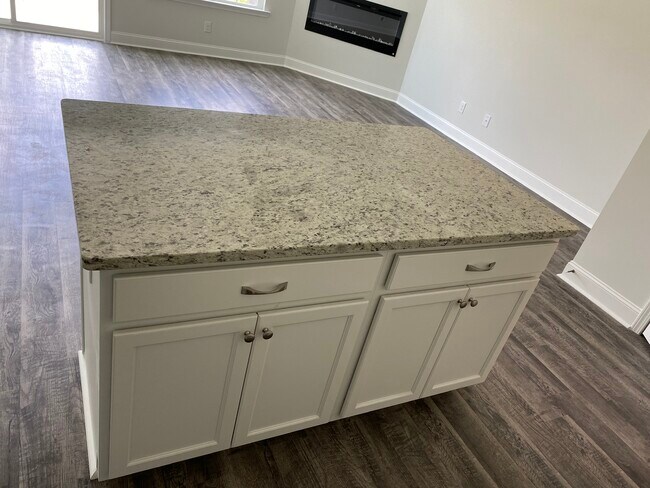 Kitchen Island - 78 Horizon Ln