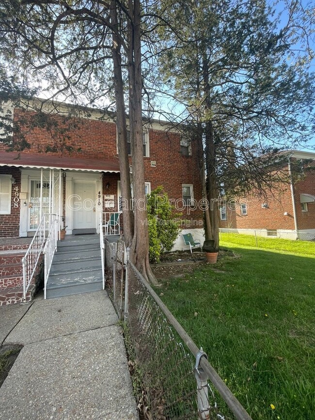 Building Photo - 4910 Poe Ave