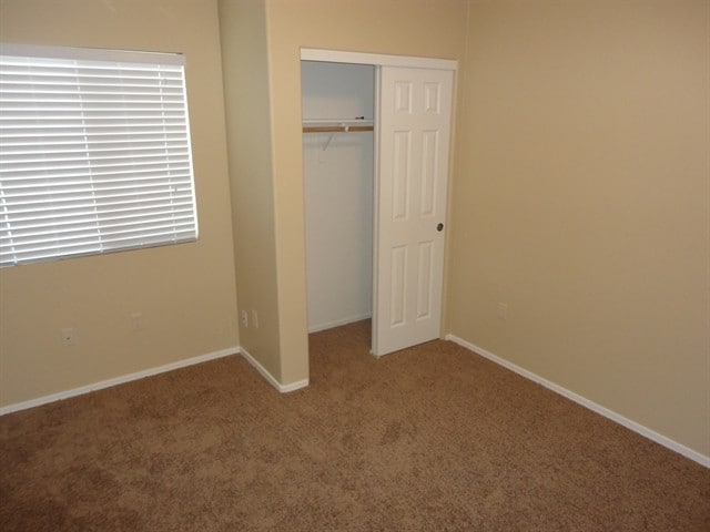 Building Photo - 364 W Dawn Blossom Dr