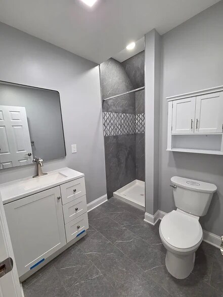 Building Photo - 241 16th Ave