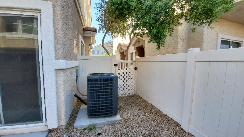 Building Photo - 5547 High Wager Way