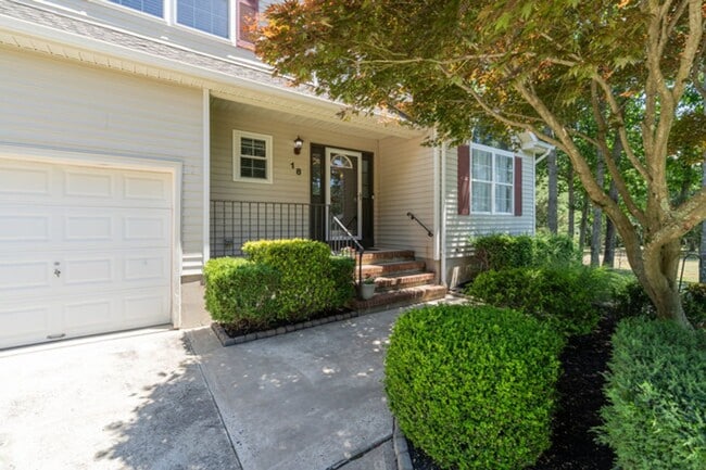 Building Photo - Private Cul-de-Sac Living: 4BR Home with Pool & Geothermal HVAC