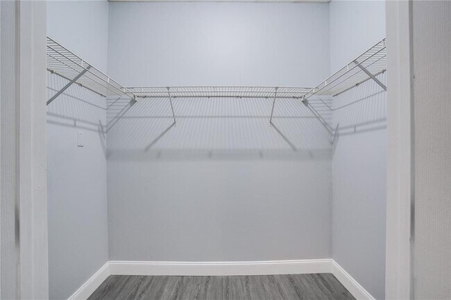 Building Photo - 1810 E Palm Ave