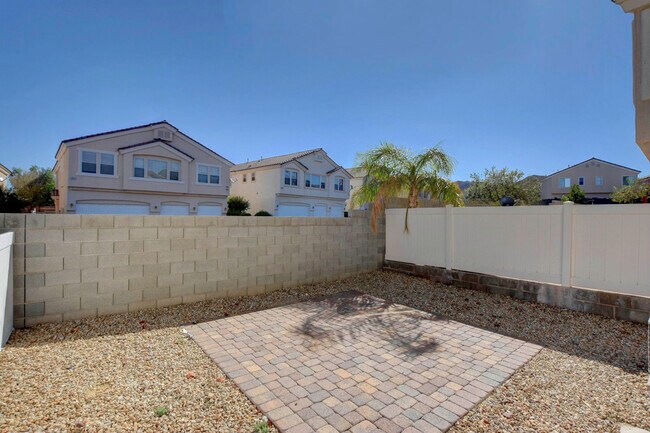 Building Photo - 2576 Velez Valley Way