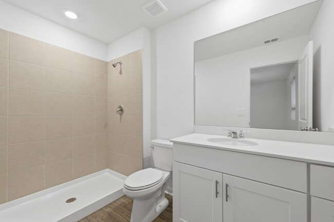 Building Photo - Available Now –NEW  Beautiful Move-In Ready Home in Ocala!