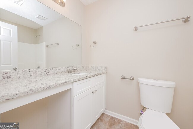Building Photo - 2703 Holly Berry Dr