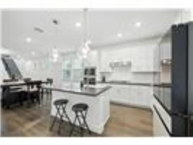 Building Photo - 447 Holly Rd