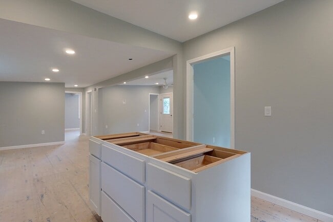 Building Photo - 16 Moose Trail