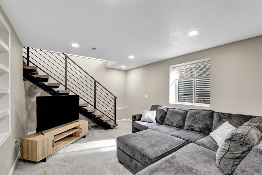 Building Photo - 1539 Fairfax St