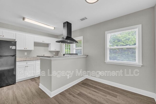 Building Photo - 21 Andrews Ct