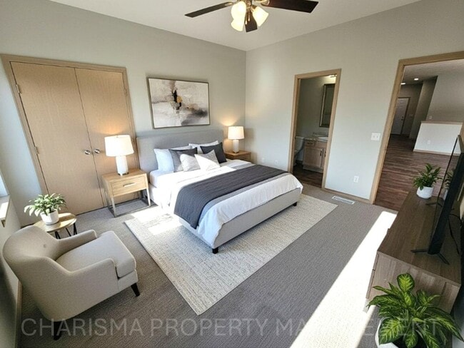 Building Photo - Tunis Drive Townhomes