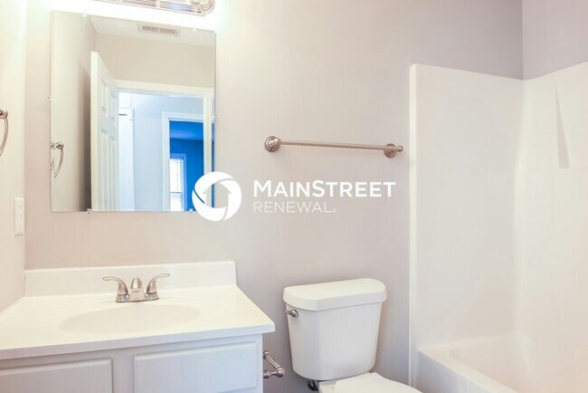 Building Photo - 4 Bedroom Pet-Friendly Home in Raleigh, NC with Main Street Renewal
