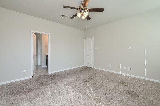 Building Photo - 4015 Prairie Landing Ln