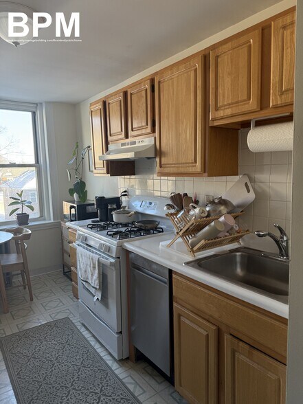 Building Photo - 28 Colborne Rd