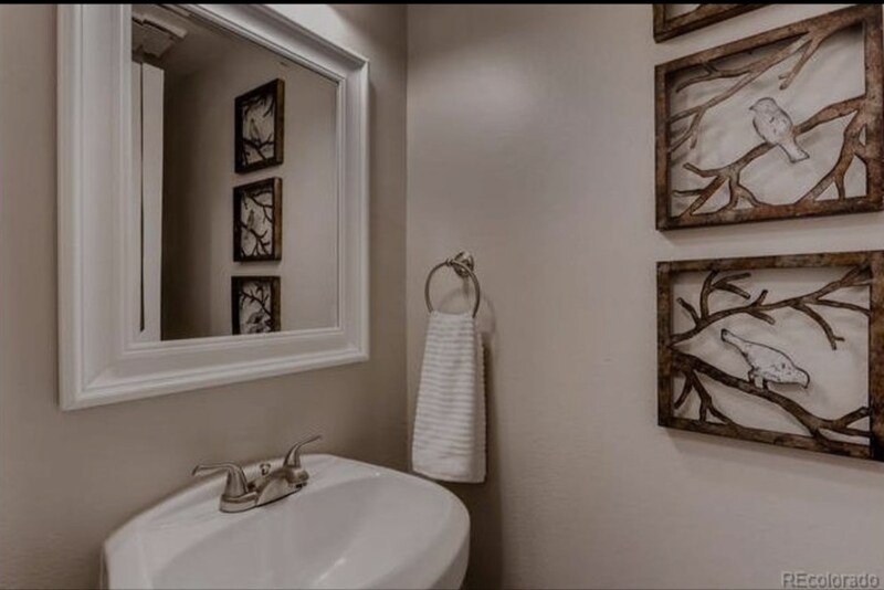 Building Photo - 7995 E Mississippi Ave