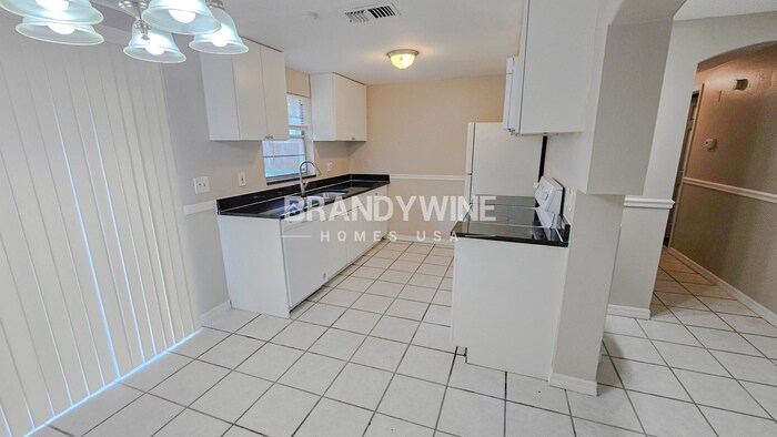 Building Photo - 3716 Ambermist Dr