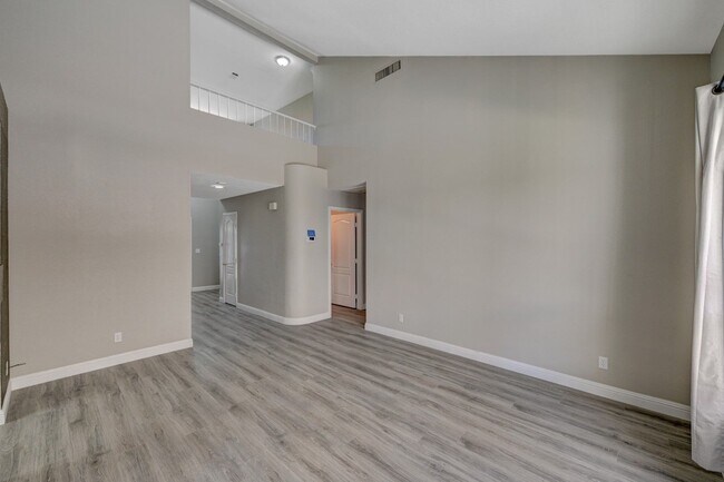 Building Photo - One-of-A-Kind 2 Story, 3 Bedroom with 3 Full Baths Home in the Heart of Summerlin!