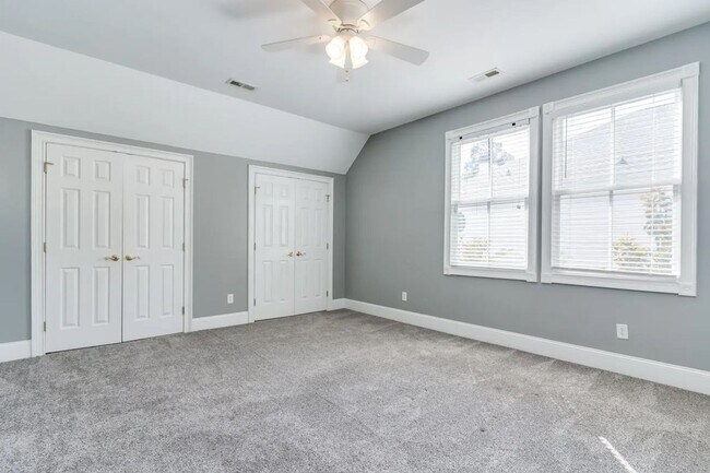 Building Photo - Beautiful home in Lake Carolina Harborside with Fully Equipped Private Apartment