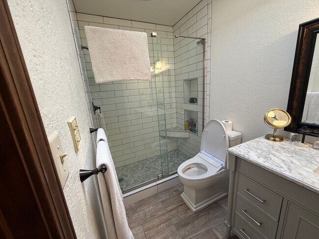 Building Photo - Tucked Away Mountain Retreat in Durango