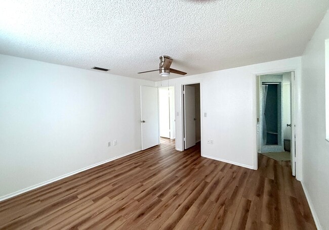 Building Photo - Charming 3-Bedroom, 2-Bath Home in the Hea...