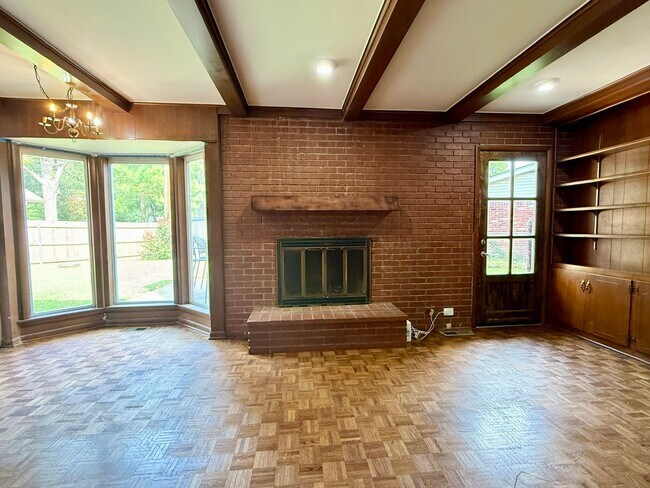 Building Photo - 5625 S Trenton Ave