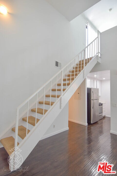 Building Photo - 1727 Glendon Ave