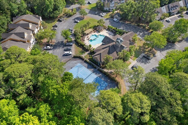 Building Photo - 1202 Walden Park Dr