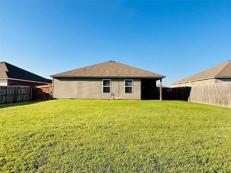 Building Photo - 3405 SE 94th St