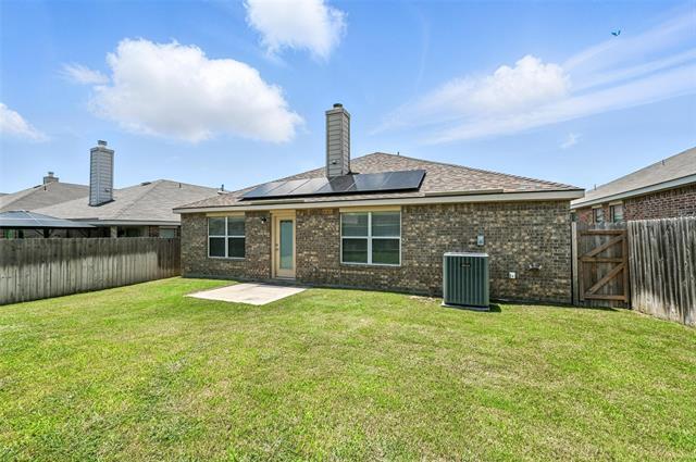 Building Photo - 9012 Heartwood Dr