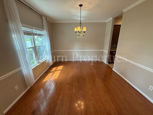 Building Photo - 3BR/2BA Charming Home in Griffith Park!