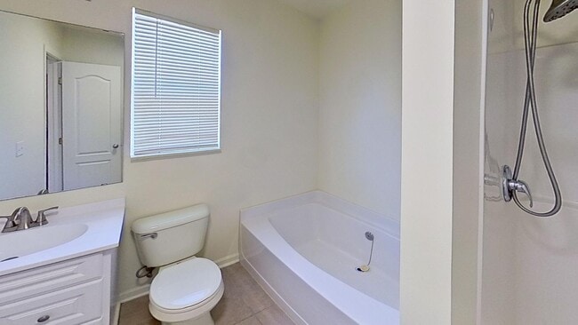 Building Photo - Three Bedroom Home Available NOW near 331 Bridge! With Solar!! Basic internet included as well!