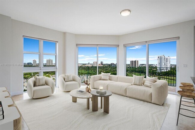 Building Photo - 20000 E Country Club Dr