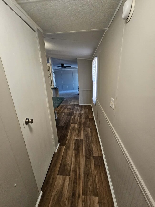 Building Photo - Bentwood Mobile Home Park