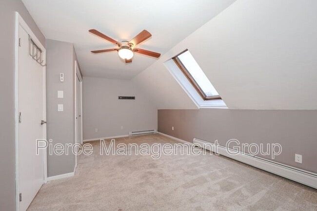 Building Photo - 9 Savage Ct