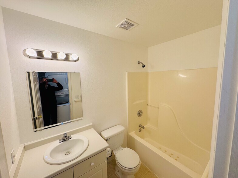 2nd Bedroom - 201 Ryan Gulch Rd