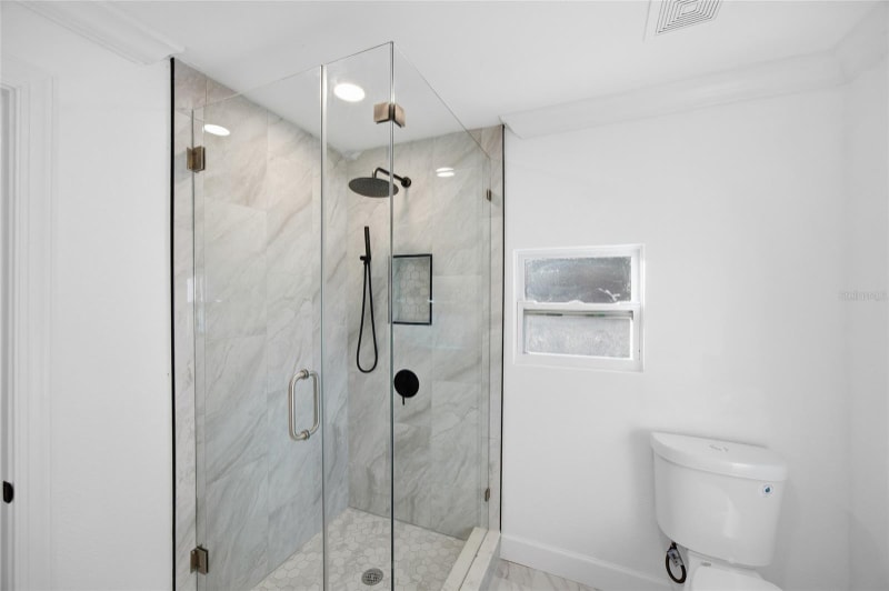 Building Photo - 1908 Macomber Ave