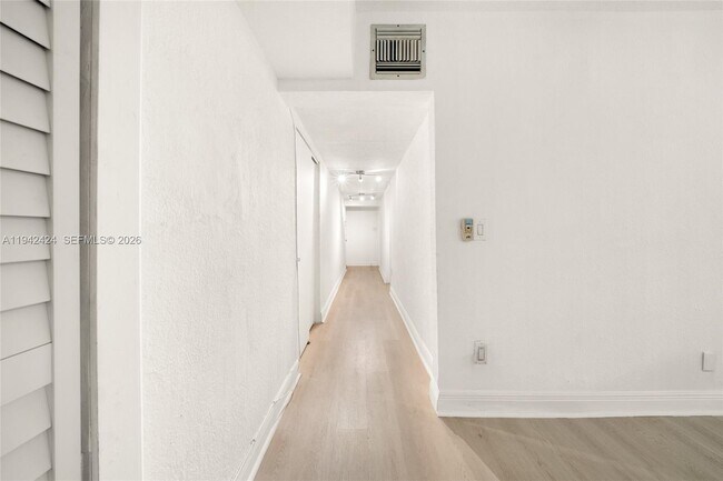 Building Photo - 3262 Elizabeth St