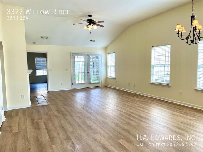 Building Photo - 3327 Willow Ridge Ln