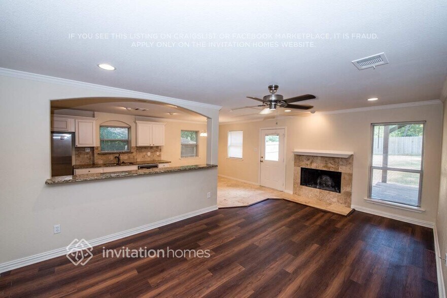 Building Photo - 209 King Trail