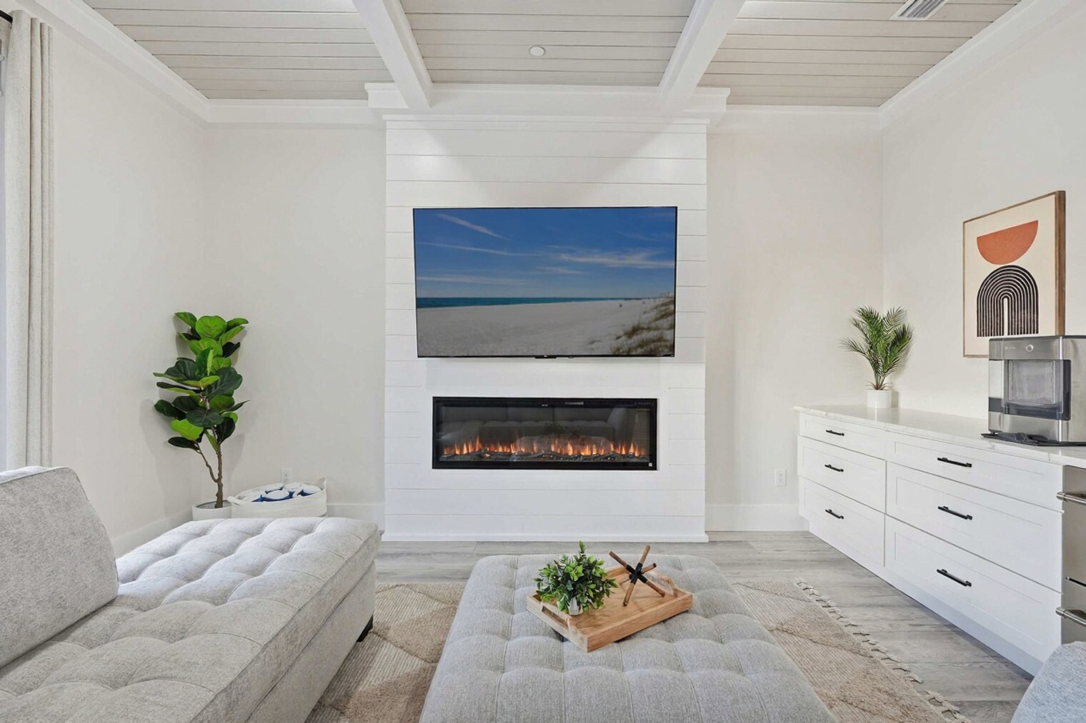 Building Photo - 14300 Millcole Ave