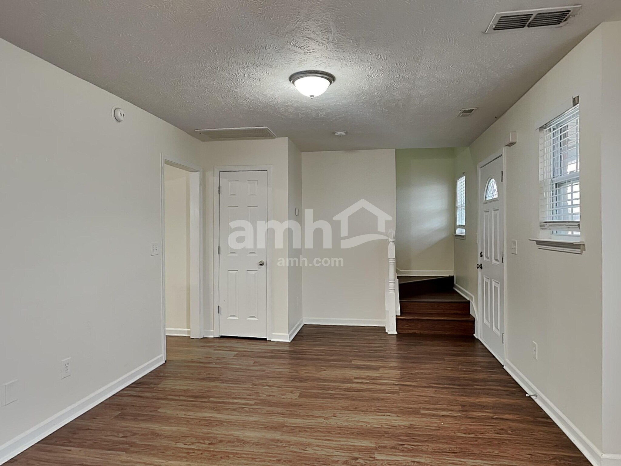 Building Photo - 1124 Emma May Point