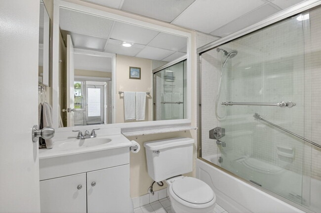 Building Photo - 359 Saxony Trail