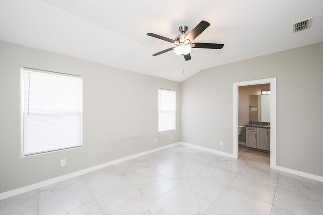 Building Photo - 7106 EL MESON DR