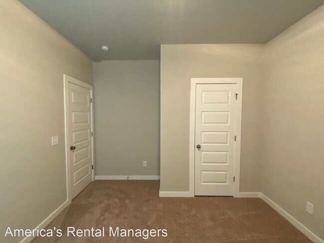 Building Photo - 4 br, 2 bath House - 170 Ridge View Circle