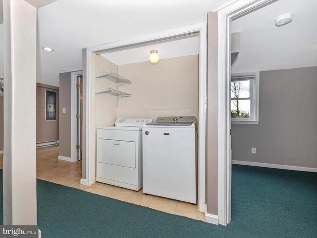 Building Photo - 10703 Fingerboard Rd