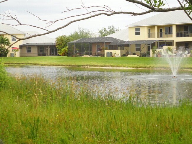 Building Photo - 1825 Bridgepointe Cir