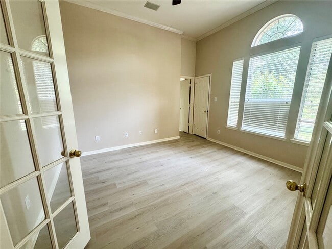 Building Photo - 11711 Canyon Bend Dr